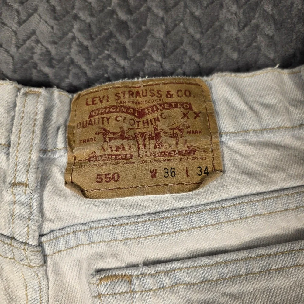 Levis perfectly broken